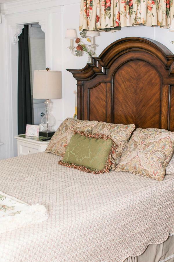 Bridgewater Hall Historic Inn Morganton Bagian luar foto